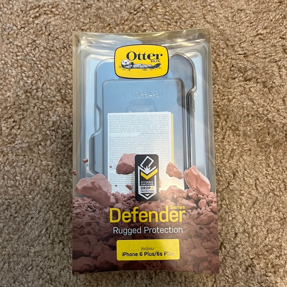 Black Defender Otter Box IPhone 6plus with Clip